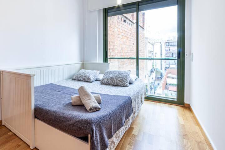 برشلونة Private Rooms Near Las Ramblas المظهر الخارجي الصورة