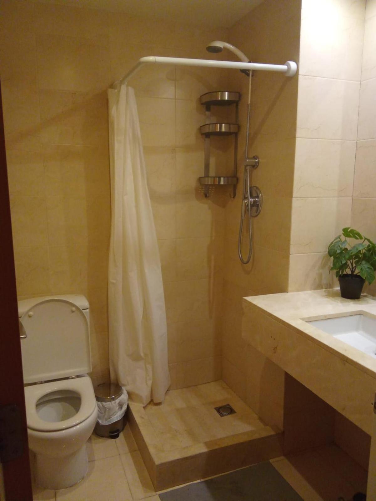 برشلونة Private Rooms Near Las Ramblas المظهر الخارجي الصورة